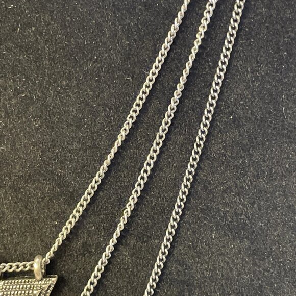 Three Strand Layered Silver Tone Necklace With Triangles Pyramid Elegant Vintage - Picture 4 of 8